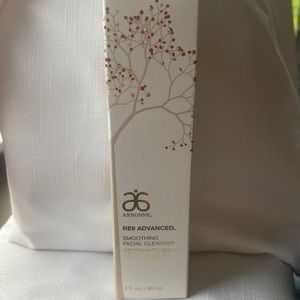 ARBONNE SMOOTHING FACIAL CLEANSER